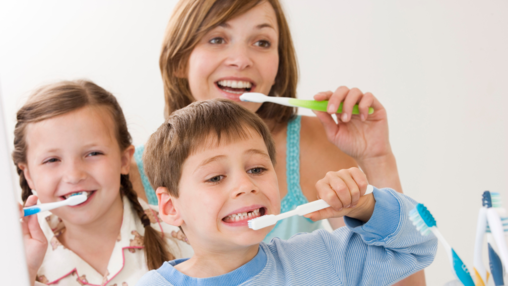 come lavare i denti ai bambini